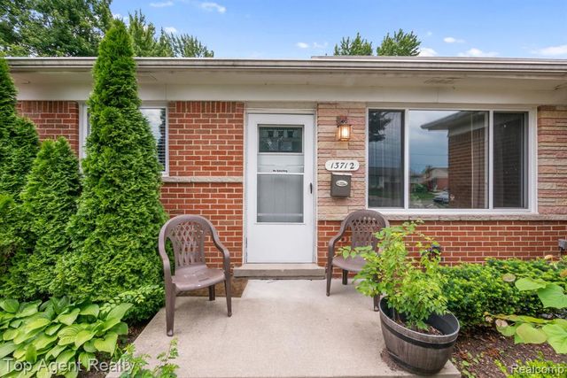13712 La Chene Avenue, Warren, MI 48088