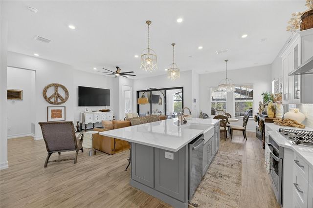 1128 SEAGRAPE DRIVE, Ruskin, FL 33570