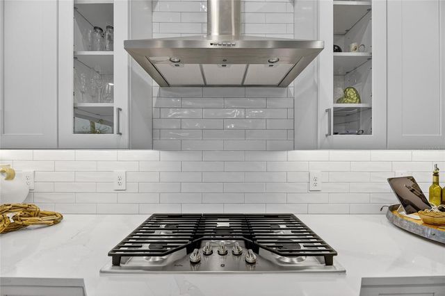 1128 SEAGRAPE DRIVE, Ruskin, FL 33570