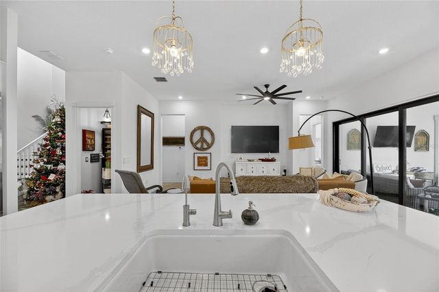 1128 SEAGRAPE DRIVE, Ruskin, FL 33570