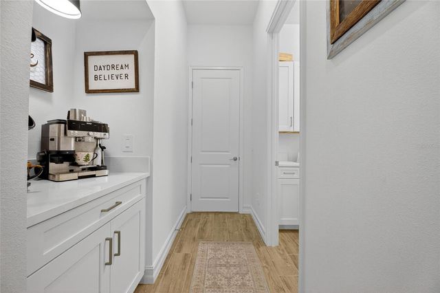 1128 SEAGRAPE DRIVE, Ruskin, FL 33570