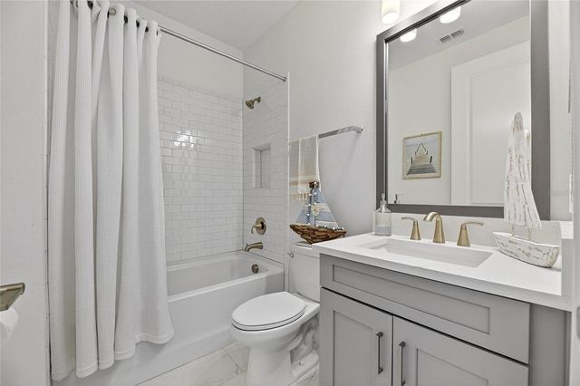 1128 SEAGRAPE DRIVE, Ruskin, FL 33570