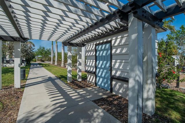 1128 SEAGRAPE DRIVE, Ruskin, FL 33570