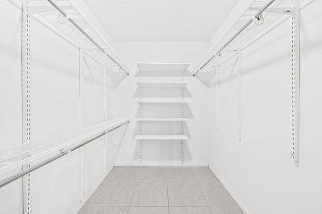 6053 Petaluma Drive, Boca Raton, FL 33433