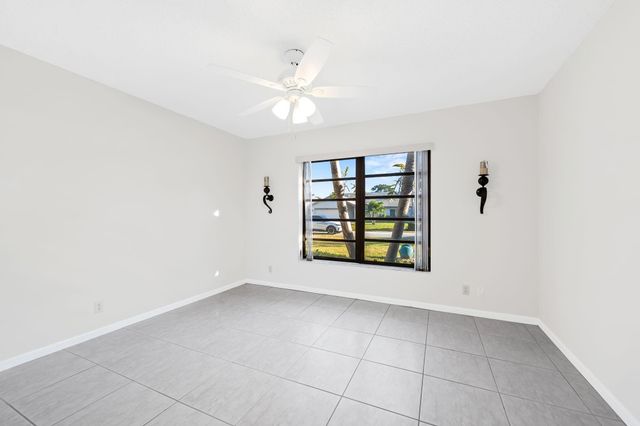 6053 Petaluma Drive, Boca Raton, FL 33433