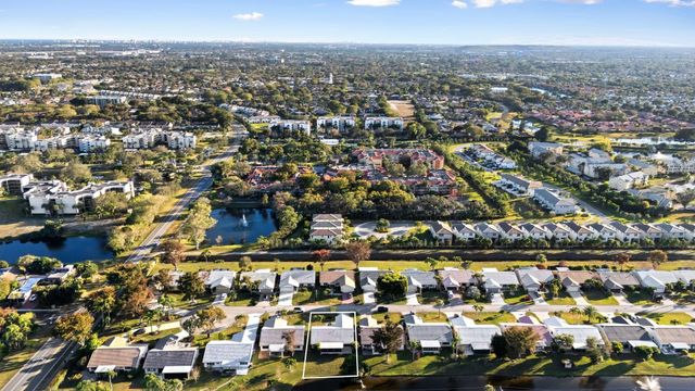 6053 Petaluma Drive, Boca Raton, FL 33433