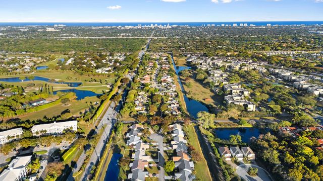 6053 Petaluma Drive, Boca Raton, FL 33433