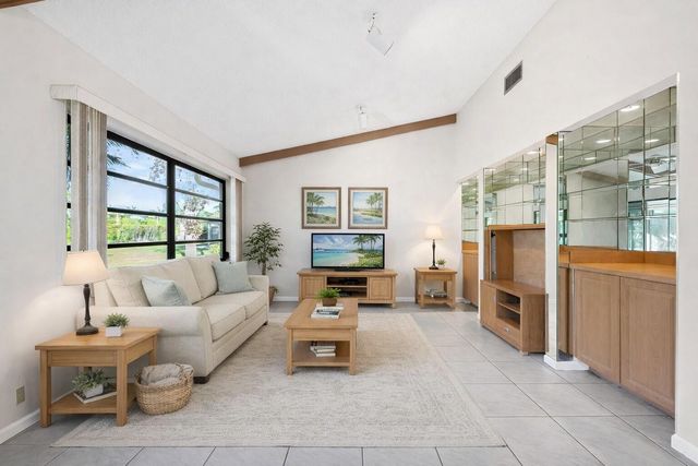 6053 Petaluma Drive, Boca Raton, FL 33433