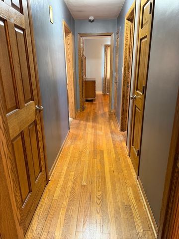 1167 432nd Avenue, Clinton, IA 52732