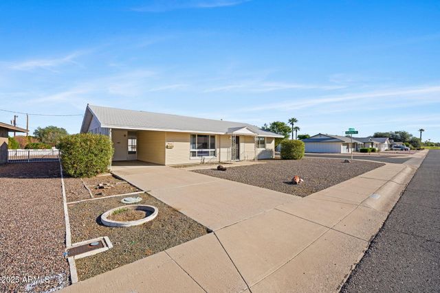 11002 W GREER Avenue, Sun City, AZ 85351