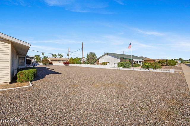 11002 W GREER Avenue, Sun City, AZ 85351