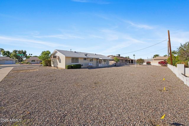 11002 W GREER Avenue, Sun City, AZ 85351