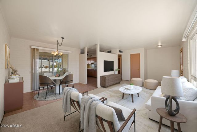 11002 W GREER Avenue, Sun City, AZ 85351