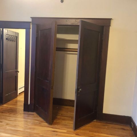27 High Street 1, Clinton, MA 01510