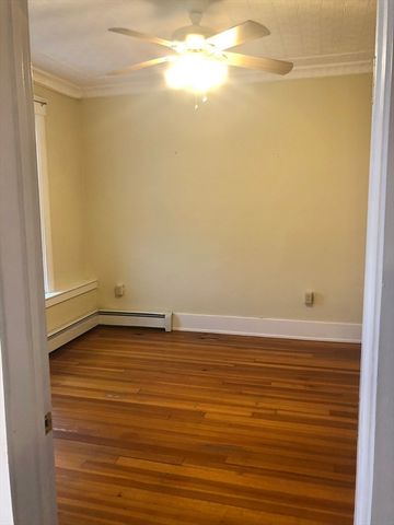 27 High Street 1, Clinton, MA 01510