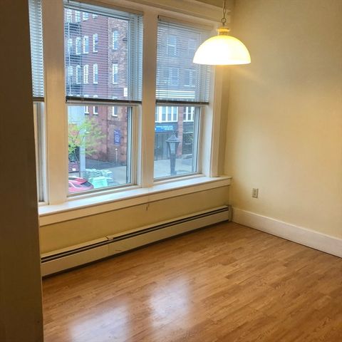 27 High Street 1, Clinton, MA 01510