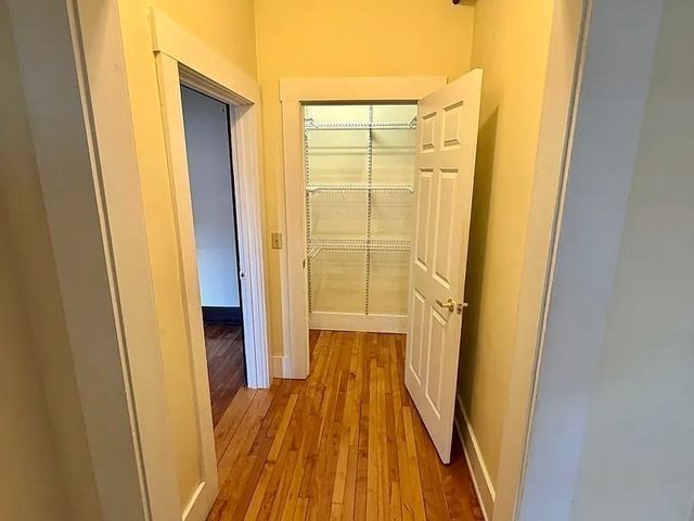 27 High Street 1, Clinton, MA 01510