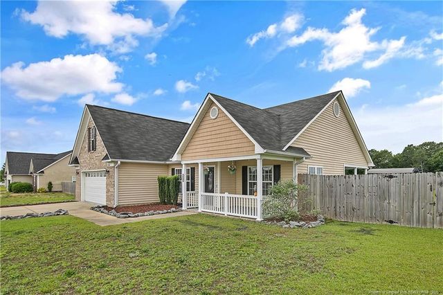 120 Wood Valley Lane, Raeford, SC 29376