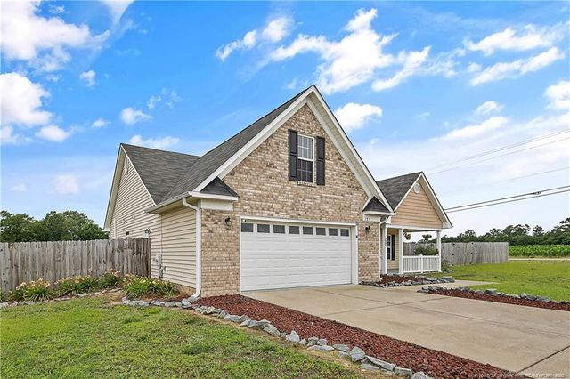 120 Wood Valley Lane, Raeford, SC 29376