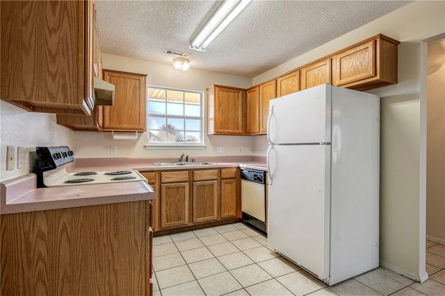 105 S Brandon Street, Lowell, AR 72745