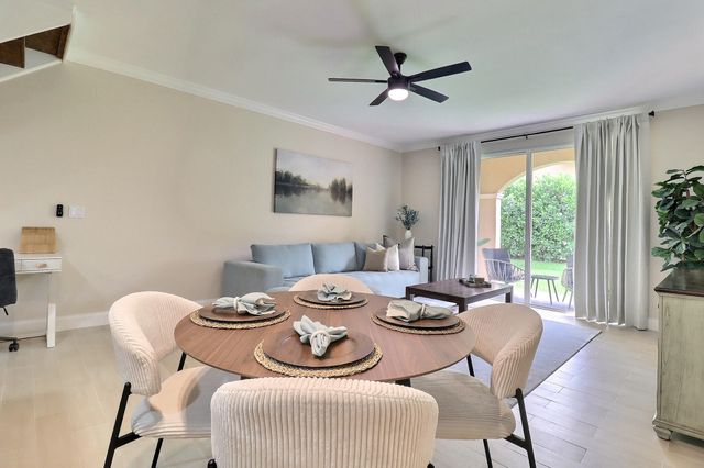 11781 St Andrews Place 107, Wellington, FL 33414