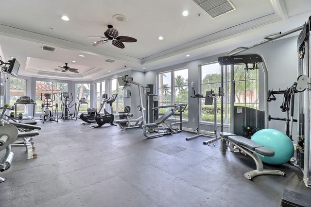 11781 St Andrews Place 107, Wellington, FL 33414