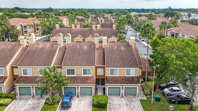 11781 St Andrews Place 107, Wellington, FL 33414
