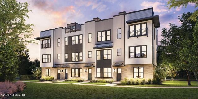 2018 PRUDENTIAL Drive, Jacksonville, FL 32207