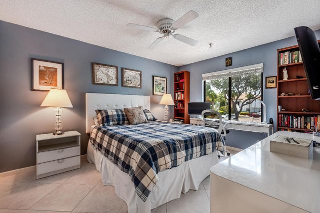 7689 Glendevon Lane 1807, Delray Beach, FL 33446