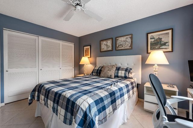 7689 Glendevon Lane 1807, Delray Beach, FL 33446