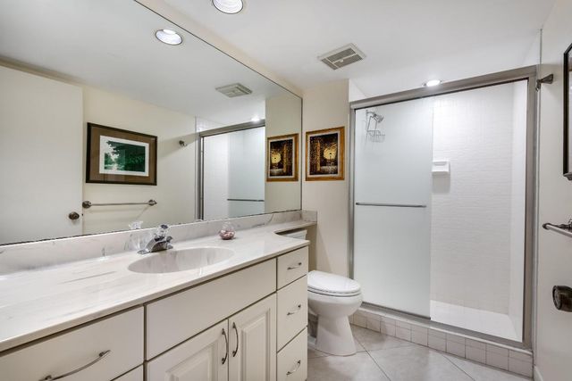 7689 Glendevon Lane 1807, Delray Beach, FL 33446