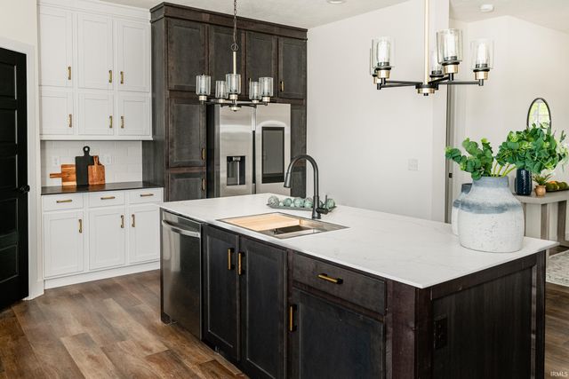 2521 S Banta Avenue, Bloomington, IN 47403