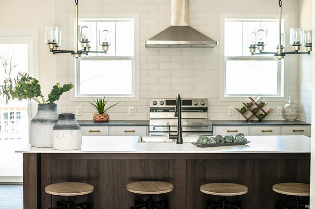 2521 S Banta Avenue, Bloomington, IN 47403