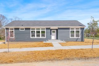 2521 S Banta Avenue, Bloomington, IN 47403