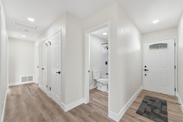 1626 Vicksburg St, Modesto, CA 95351