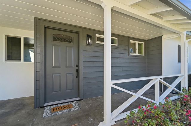 1626 Vicksburg St, Modesto, CA 95351