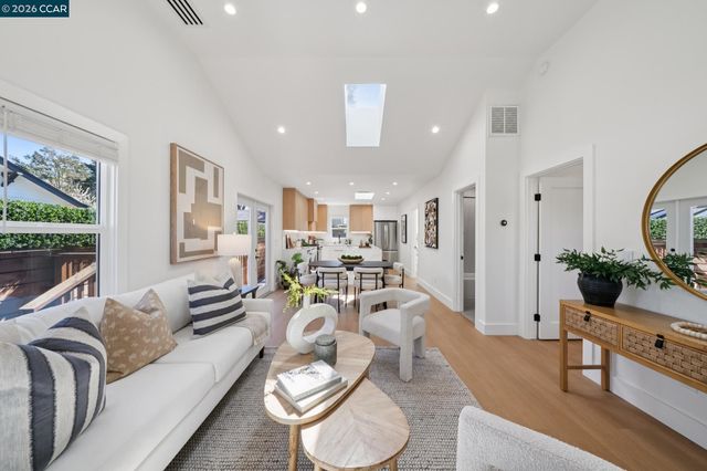 1612 Carleton Street, Berkeley, CA 94703