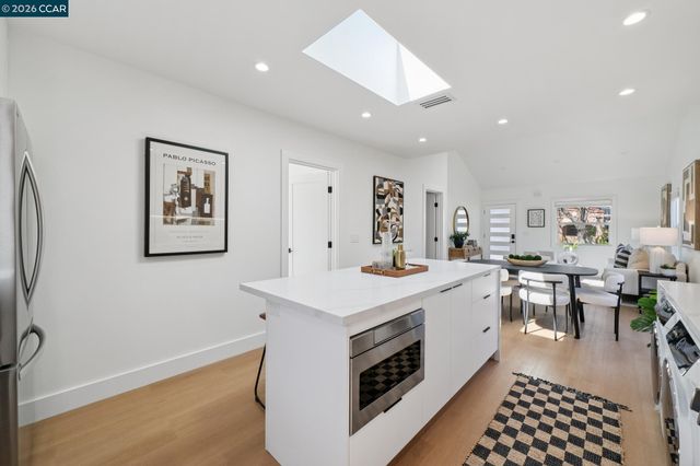 1612 Carleton Street, Berkeley, CA 94703