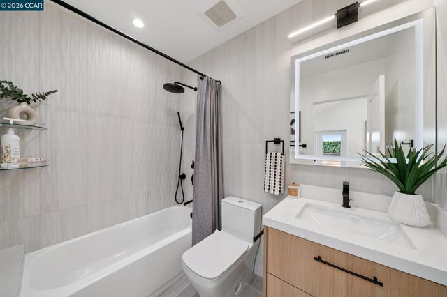 1612 Carleton Street, Berkeley, CA 94703