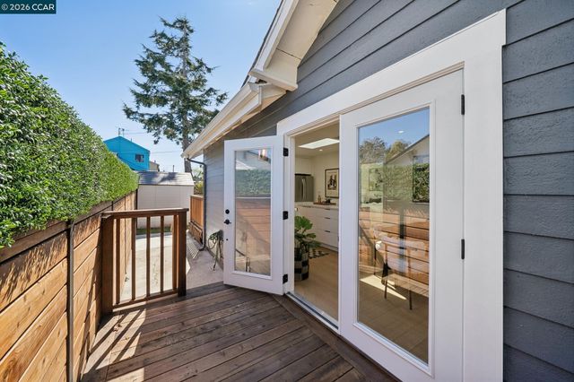 1612 Carleton Street, Berkeley, CA 94703