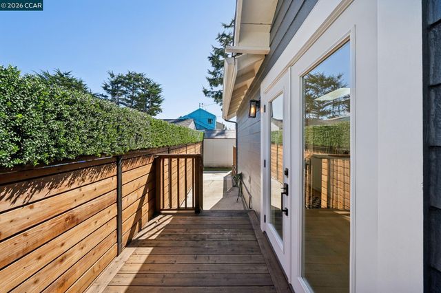 1612 Carleton Street, Berkeley, CA 94703