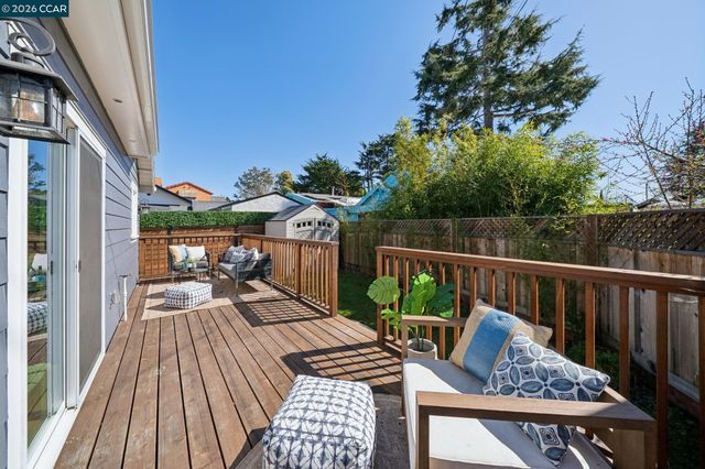 1612 Carleton Street, Berkeley, CA 94703