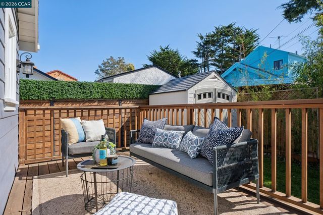 1612 Carleton Street, Berkeley, CA 94703