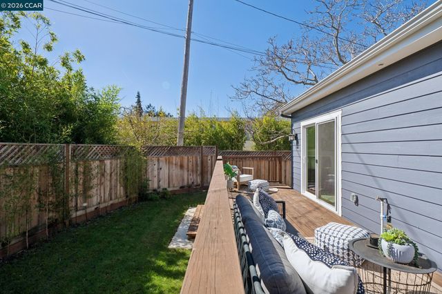 1612 Carleton Street, Berkeley, CA 94703