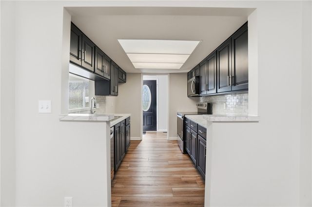 1337 Heatherdale Drive, Kettering, OH 45429