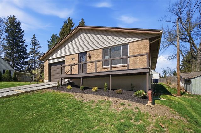 1337 Heatherdale Drive, Kettering, OH 45429