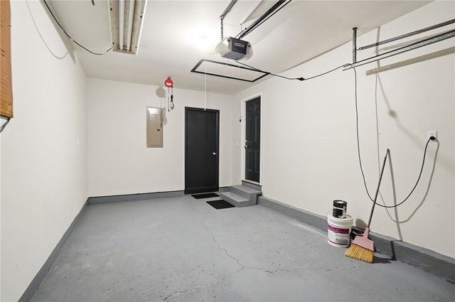 1337 Heatherdale Drive, Kettering, OH 45429