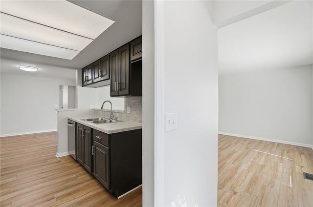 1337 Heatherdale Drive, Kettering, OH 45429