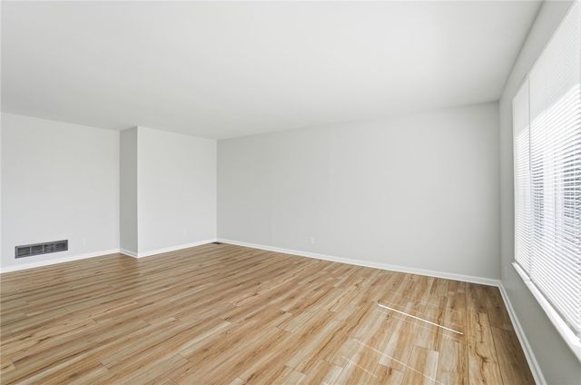 1337 Heatherdale Drive, Kettering, OH 45429