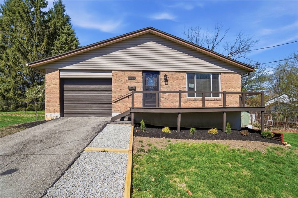 1337 Heatherdale Drive, Kettering, OH 45429